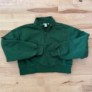 Aritzia TNA Sweatfleece Cozy Perfect 1/4 Zip Sweatshirt Cropped Green Size L